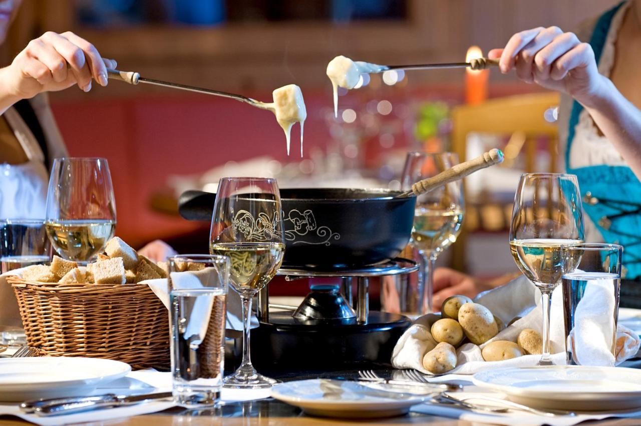 Golfhotel Les Hauts De Gstaad & Spa Kültér fotó